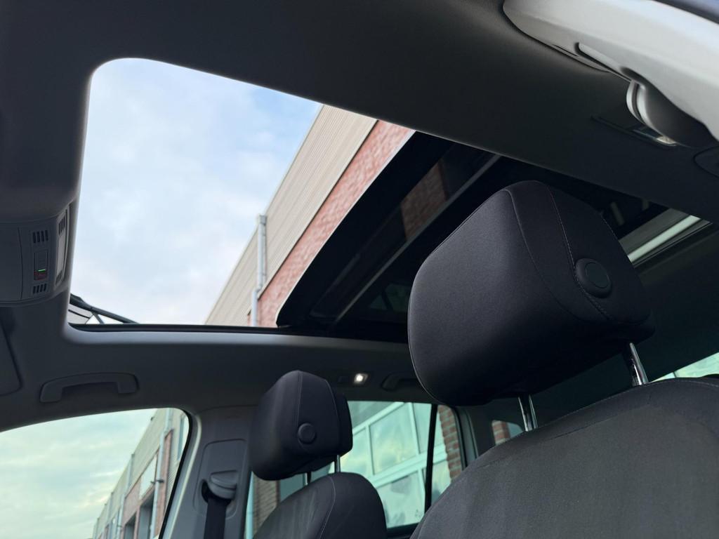 Volkswagen TIGUAN 1.4 TSI DSG LED ACC Pano Camera Carplay, 4 cilinders, 150 pk, Wit, SUV of Terreinwagen