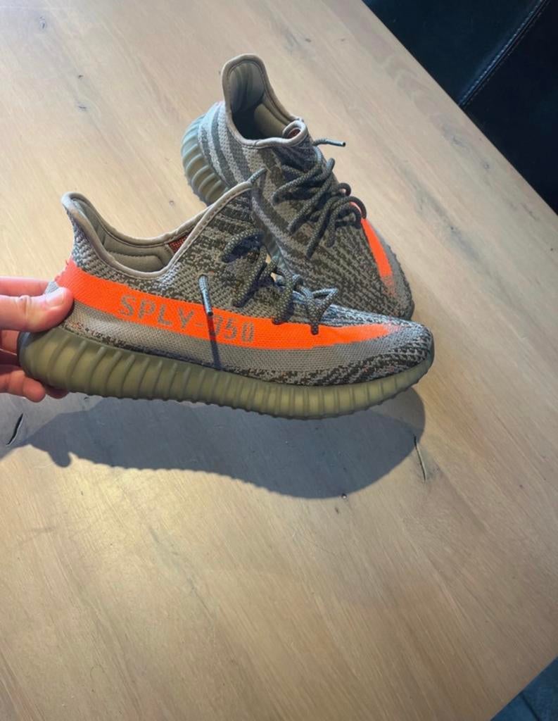 Adidas Yeezy Boost 350 V2 Beluga 2.0 - Maat 42 2/3, Kleding | Heren, Schoenen, Overige kleuren, Nieuw, Ophalen of Verzenden, Sneakers of Gympen