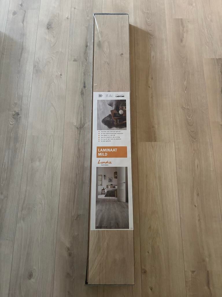 4 pakken laminaat Lundia Mild - Nieuw in verpakking, Huis en Inrichting, Stoffering | Vloerbedekking, Ophalen, Beige, Nieuw, Minder dan 10 m²