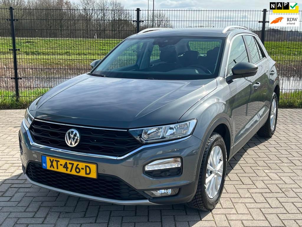 Volkswagen T-Roc 1.0 TSI Style | 1ste eigenaar | PDC | Carpl, Voorwielaandrijving, Stof, Gebruikt, Euro 6