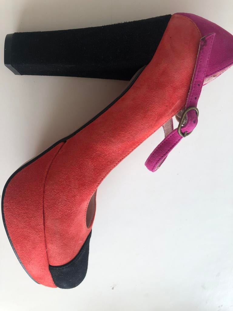 Te koop: exclusieve leren schoenen, rood, maat 37, Ophalen of Verzenden, Zo goed als nieuw, Rood