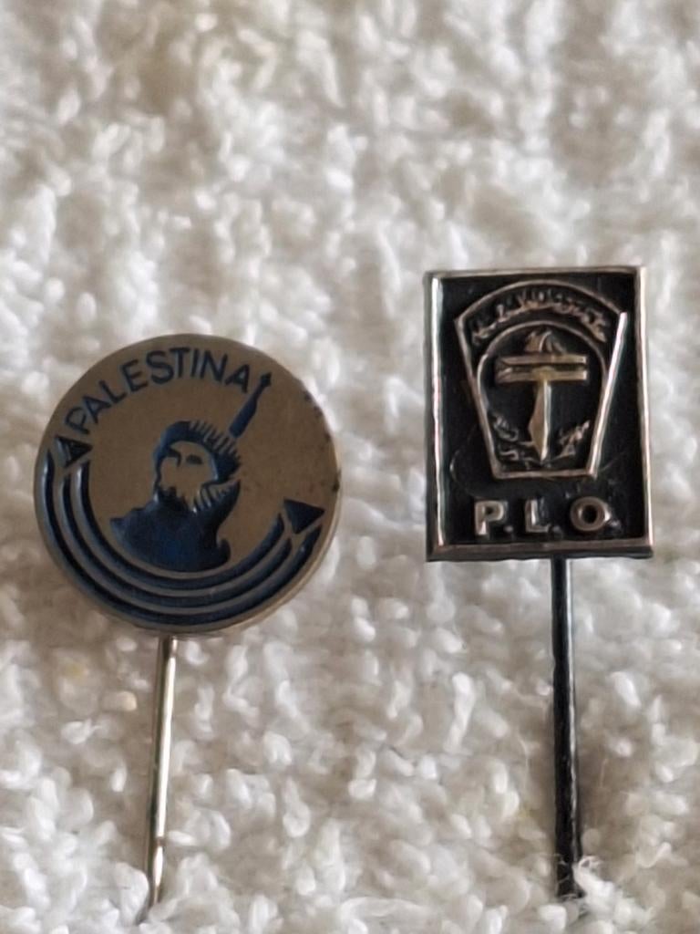 PALESTINA EN PLO : Zeldzame/ Unieke speldjes, Verzenden, Gebruikt, Stad of Land, Speldje of Pin