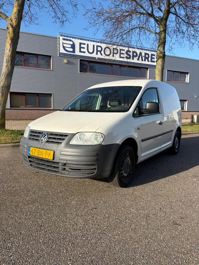 Volkswagen Caddy 2.0 SDI - Nwe APK - Nwe Distributie, Auto's, Bestelauto's, Voorwielaandrijving, Volkswagen, Wit, Origineel Nederlands