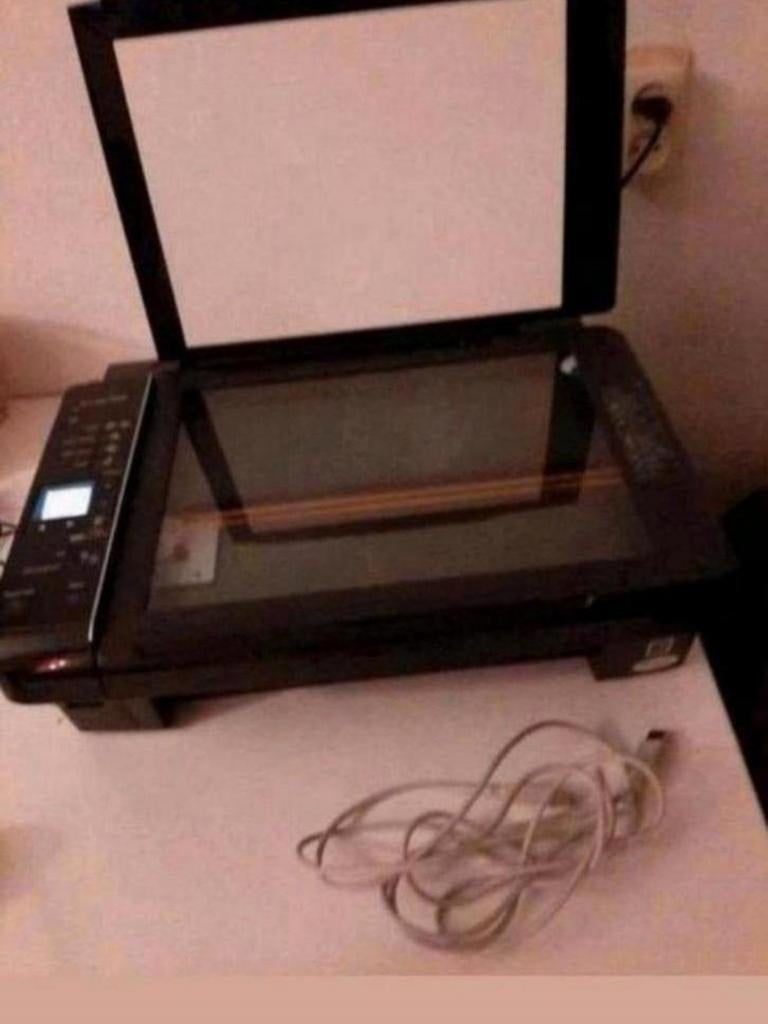 Te koop, Epson merk printer en scanner modelnr-STYLUS SX205, Ophalen