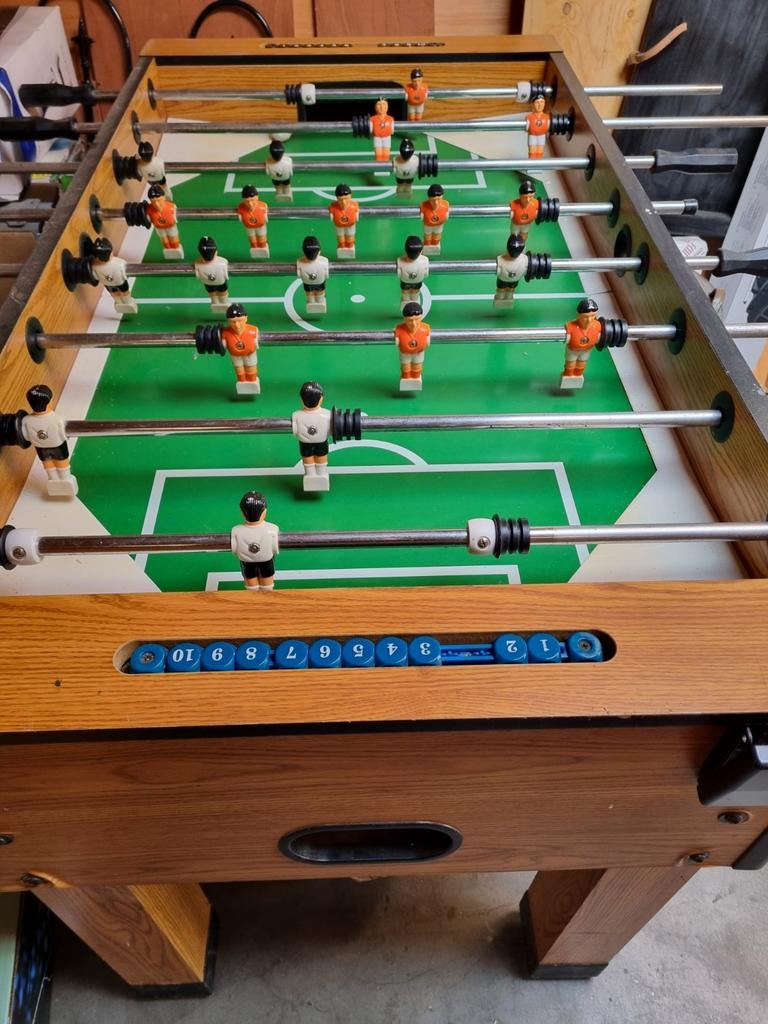 Tafelvoetbalspel / Voetbaltafel - Urenlang speelplezier!, Ophalen