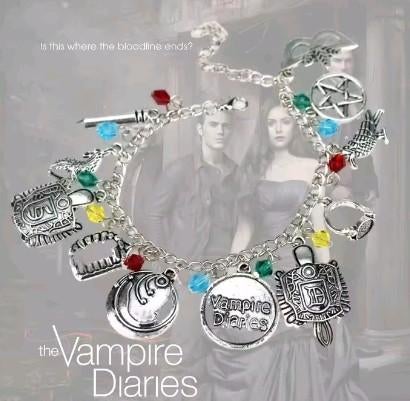 Vampire daires bedel armband, Ophalen of Verzenden, Nieuw, Tv, Beeldje, Replica of Model