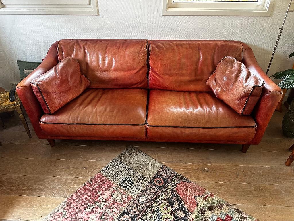 Baxter bank roodbruin 2,5 zitter, Huis en Inrichting, Banken | Bankstellen, Ophalen, Gebruikt, Overige maten, Klassiek