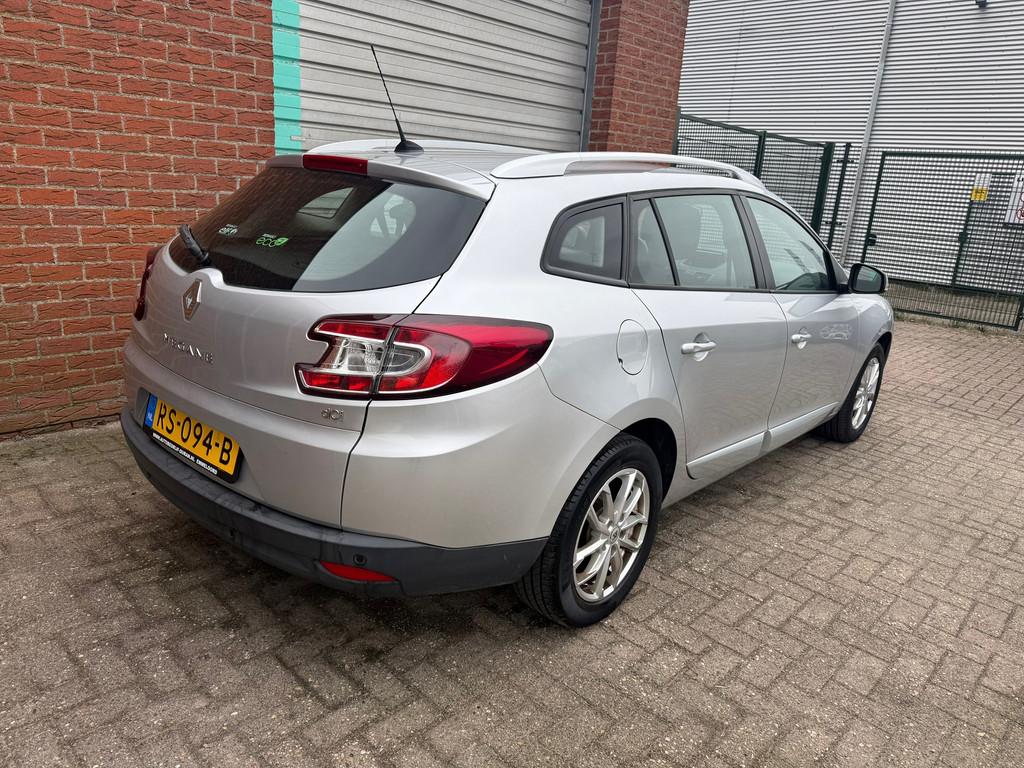 Renault Mégane Estate 1.5 dCi Limited NAV.+ Clima Bj:2015, Voorwielaandrijving, Euro 5, Gebruikt, 4 cilinders