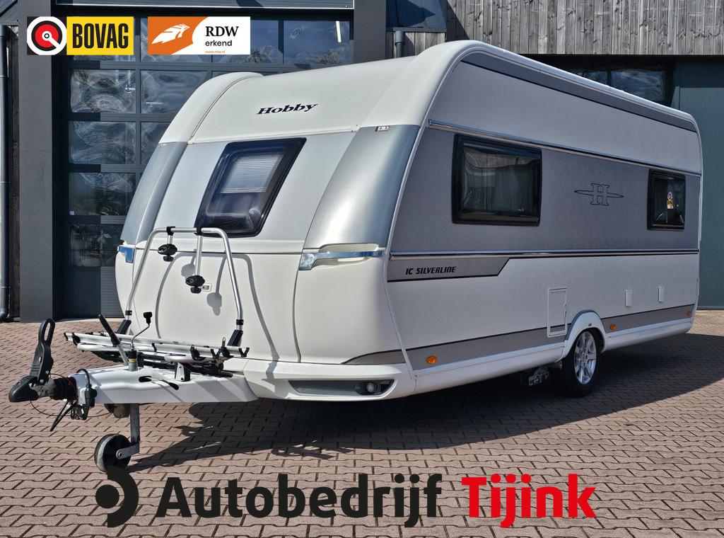 Hobby 495 UL De Luxe IC-Silverline | Enkele bedden | Mover |, Caravans en Kamperen, Caravans, Koelkast, Rondzit, Hobby, Bedrijf