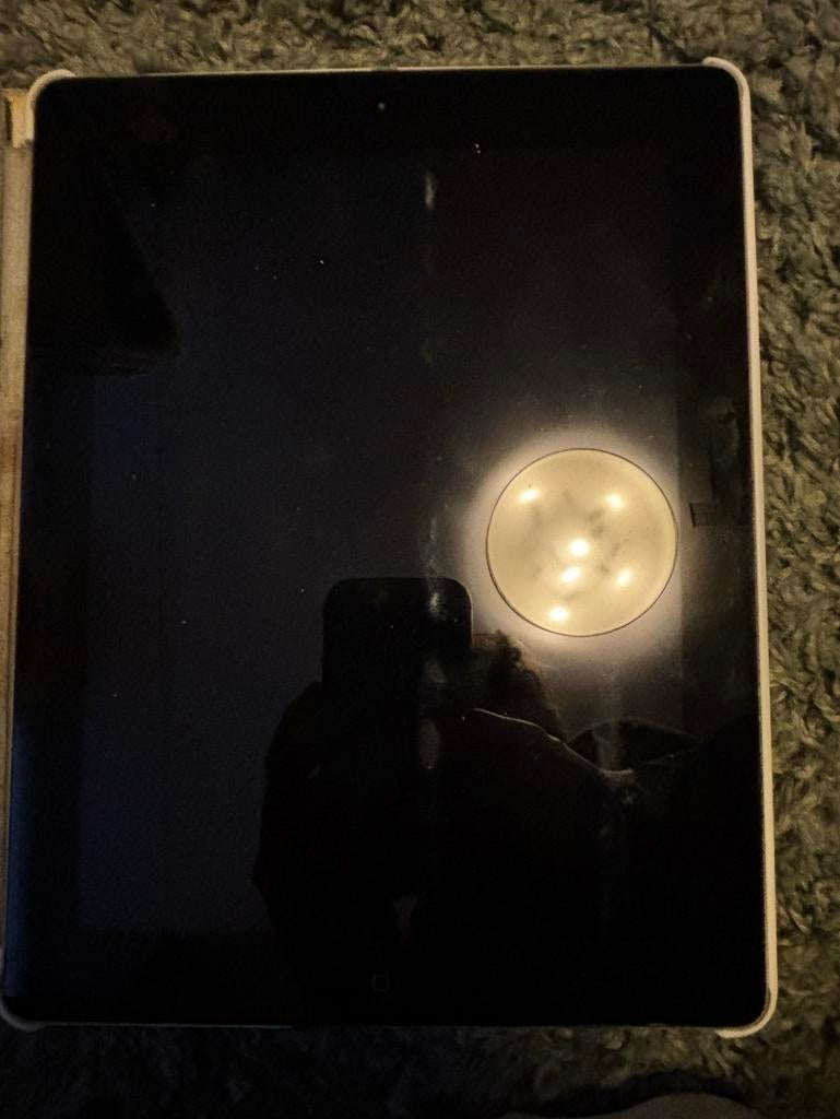 IPad - Zwart tweede generatie - goeie staat, werkt goed, Computers en Software, Apple iPads, 10 inch, Apple iPad, Wit, Ophalen of Verzenden