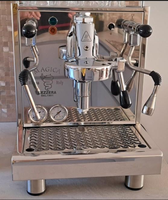 Bezerra Magica Espressomachine - Topstaat!, Ophalen, Espresso apparaat, Koffiebonen, Zo goed als nieuw