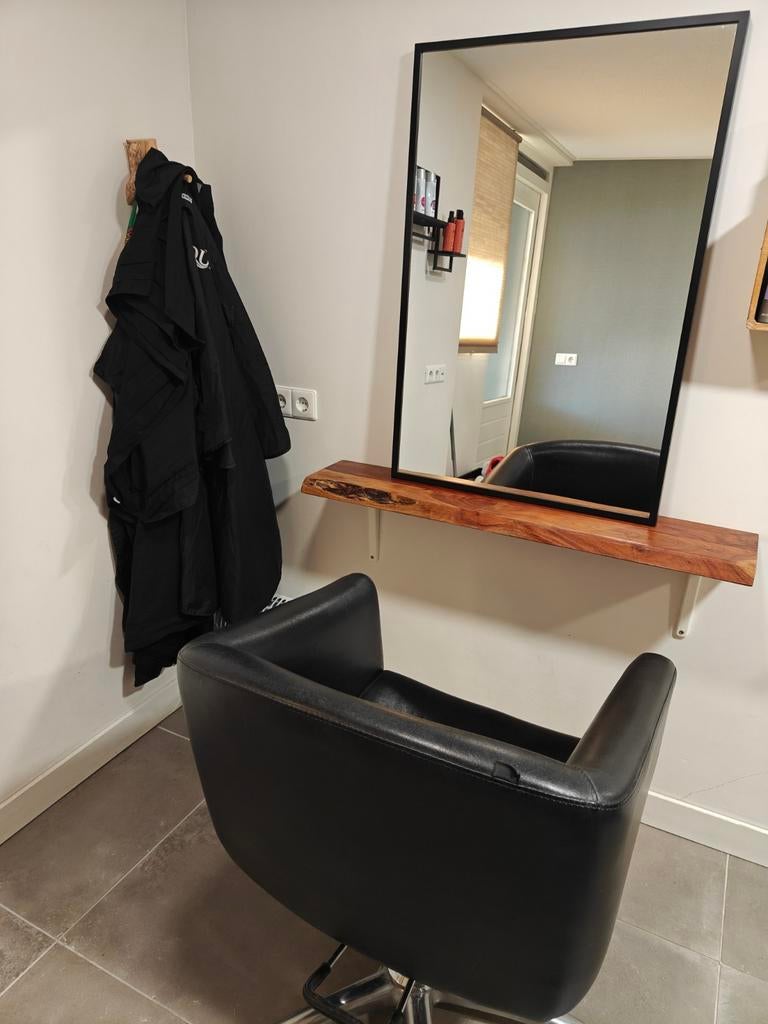 Kappersstoel met spiegel en plank, Huis en Inrichting, Ophalen of Verzenden