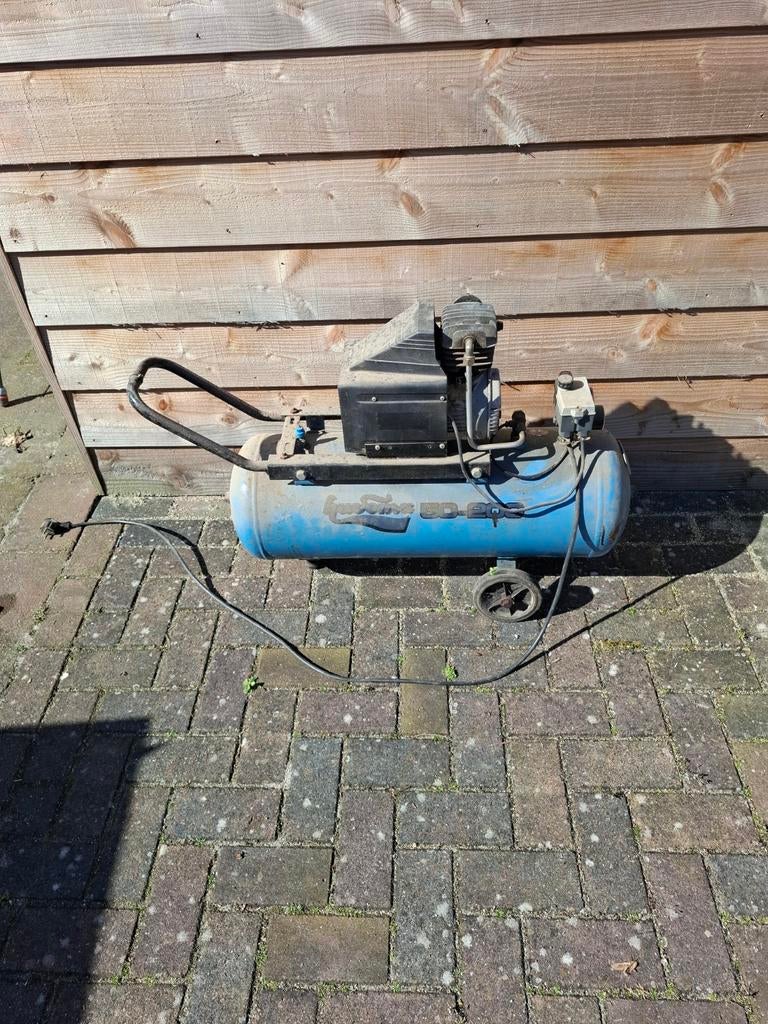 Compressor, Gebruikt, 6 tot 10 bar, Ophalen of Verzenden, 25 tot 100 liter