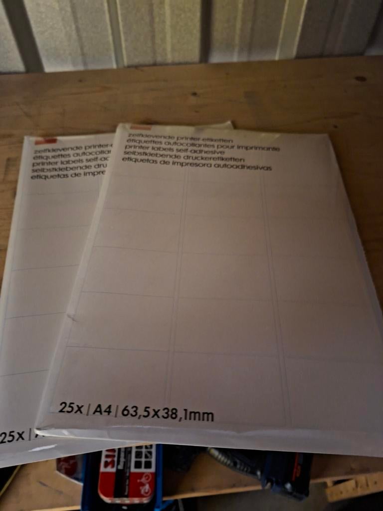 Hema zelfklevende etiketten, 2 stuks, Diversen, Ophalen of Verzenden, Nieuw