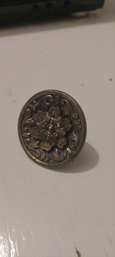 Lade open knop met bloemmotief antieke, Huis en Inrichting, Badkamer | Badkamermeubels, Gebruikt, Overige typen, Minder dan 100 cm