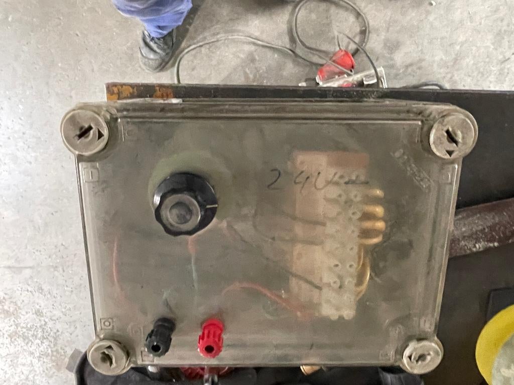 Variabele voeding trafo 24V gelijkspanning 200VA, input 230V, Ophalen of Verzenden, Gebruikt