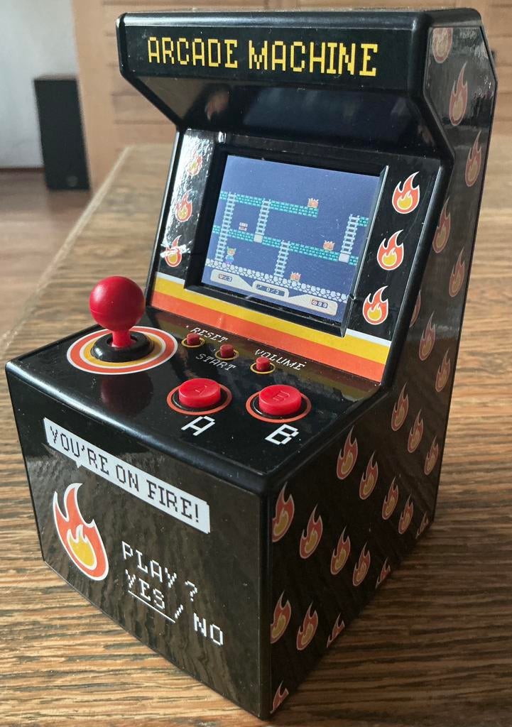 HEMA MINI ARCADE  GAME MACHINE 208 COMPUTER SPELLETJES, Ophalen of Verzenden, Overige modellen