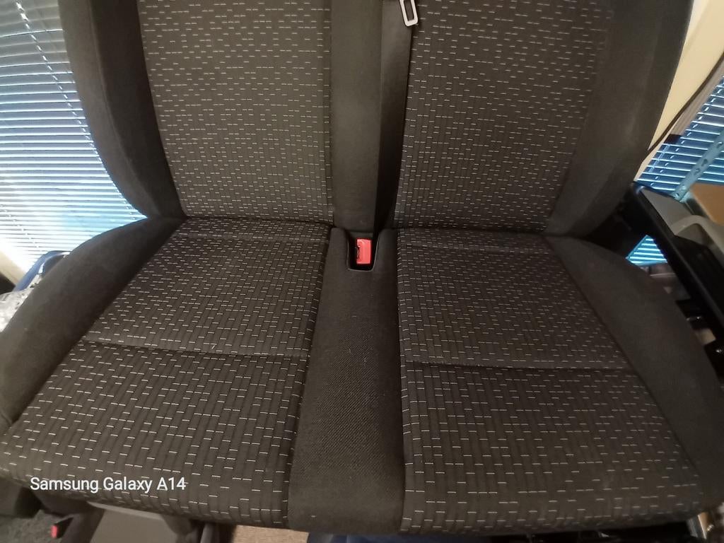 Bijrijdersbank vito met stoelverwarming, Ophalen