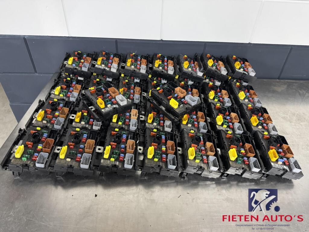 Zekeringkast BSM L08 Citroën C4 (Grand) Picasso 9661708080, Auto-onderdelen, Gebruikt, Citroën, Ophalen of Verzenden, Citroen