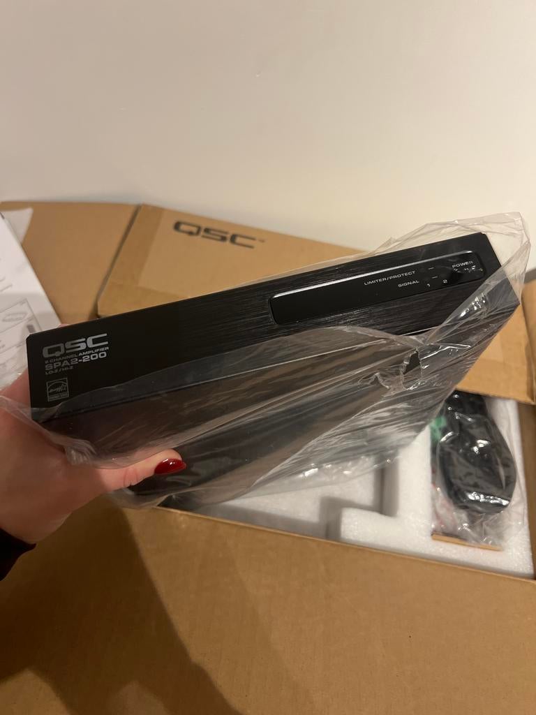 QSC SPA2-200, Ophalen of Verzenden, Nieuw, Minder dan 500 watt, Monitor(versterker)