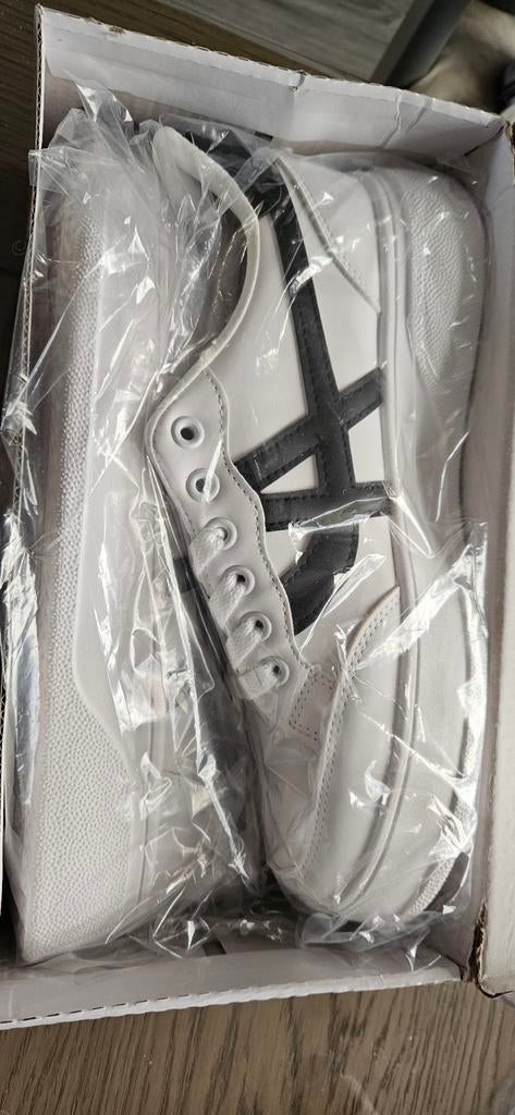 Dames schoenen, Ophalen of Verzenden, Nieuw, Wit, Sneakers of Gympen