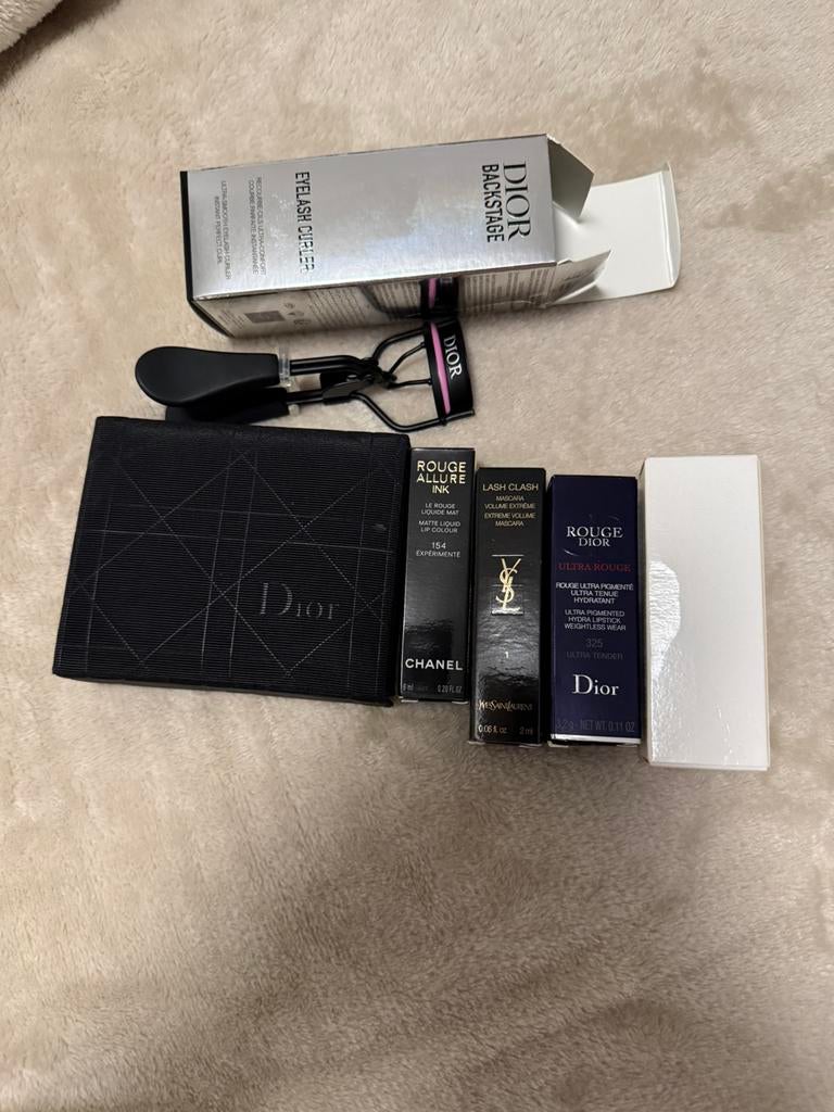 Make-up set Chanel, Dior, YSL, D&G nieuw en origineel, Sieraden, Tassen en Uiterlijk, Uiterlijk | Cosmetica en Make-up, Ophalen of Verzenden