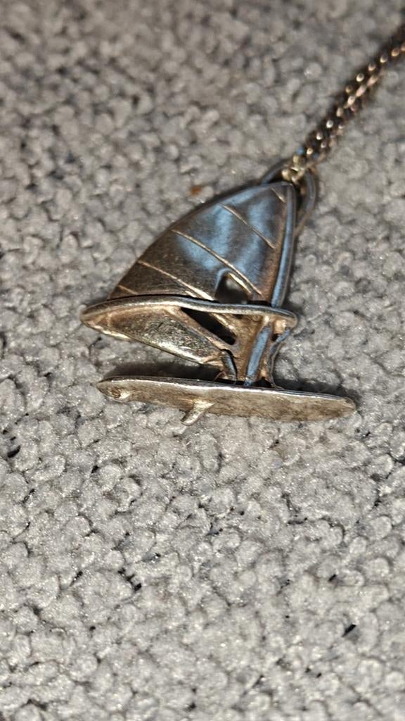 Zilveren surfplank hanger, Ophalen of Verzenden, Zilver, Zilver