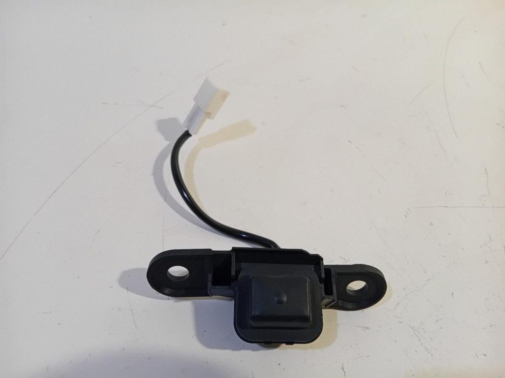 Achterklep ontgrendeling Lexus ES, Onderdelen@venauto.nl, Van der Ven Autorecycling B.V., Gebruikt, Ettenseweg 76, 4706 PB Roosendaal, The Netherlands