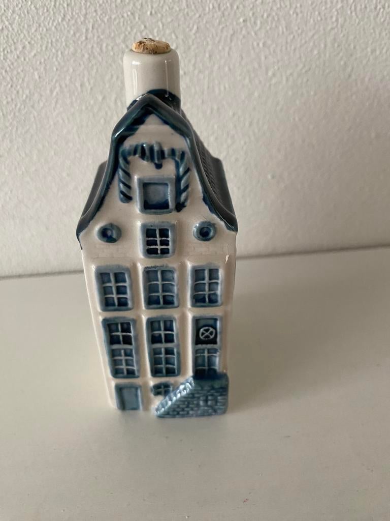 KLM huisje nr 9, Ophalen of Verzenden, Zo goed als nieuw, Gevuld