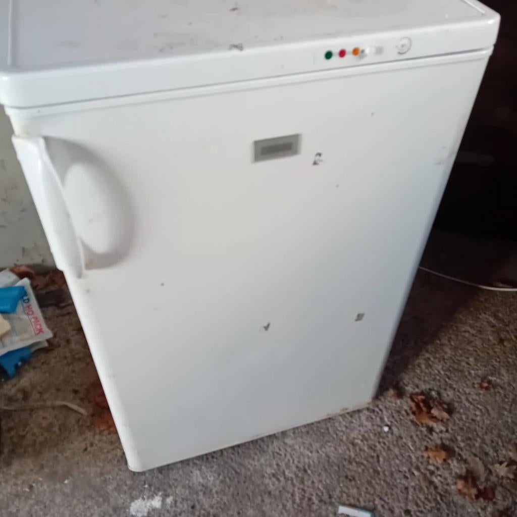 Zanussi & Zanker Diepvrieskasten - Samen te Koop, 85 tot 120 cm, Gebruikt, 100 tot 150 liter, Met aparte vriezer