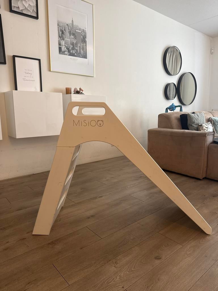 Misio houten glijbaan - Perfect voor peuters!, Kinderen en Baby's, Speelgoed | Buiten | Speeltoestellen, Ophalen, Zo goed als nieuw