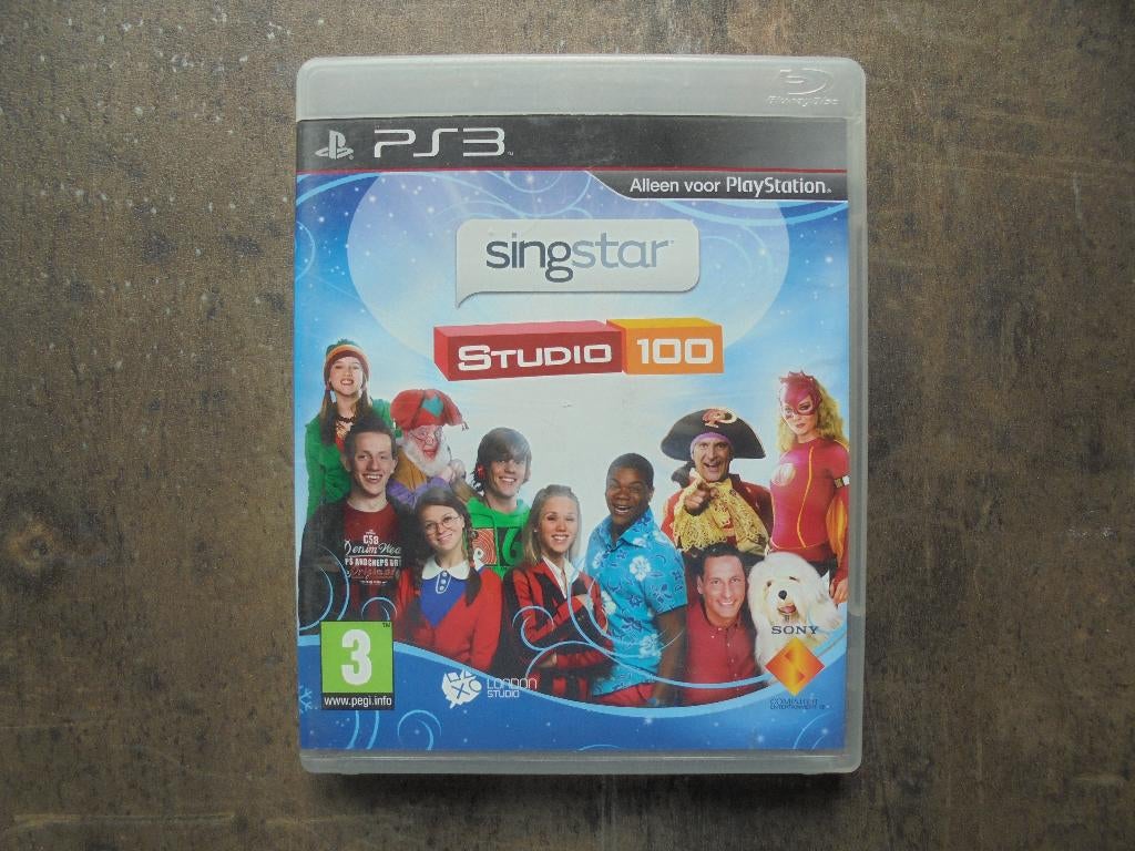 SingStar Studio 100 voor PS3 (zie foto's) IV, Spelcomputers en Games, Muziek, Gebruikt, Ophalen of Verzenden, 3 spelers of meer