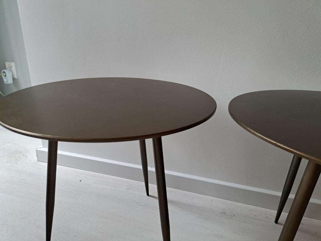 Leuke bijzettafeltjes koper, Ophalen