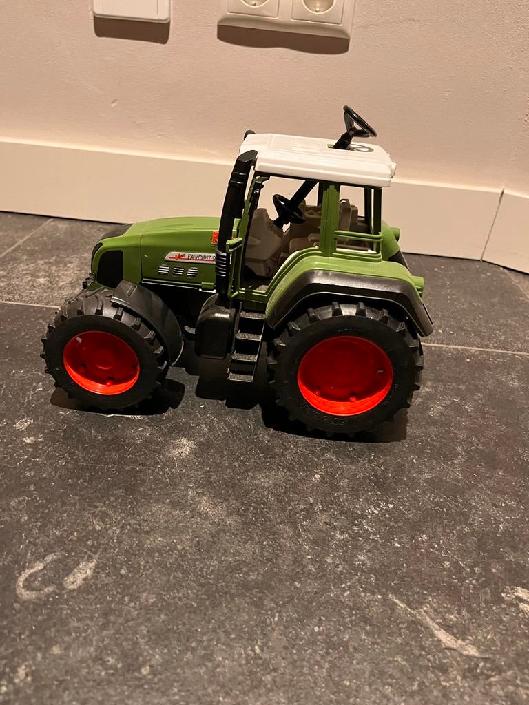 Speelgoed Tractor - Fendt Favorit 512c, Ophalen of Verzenden, Zo goed als nieuw