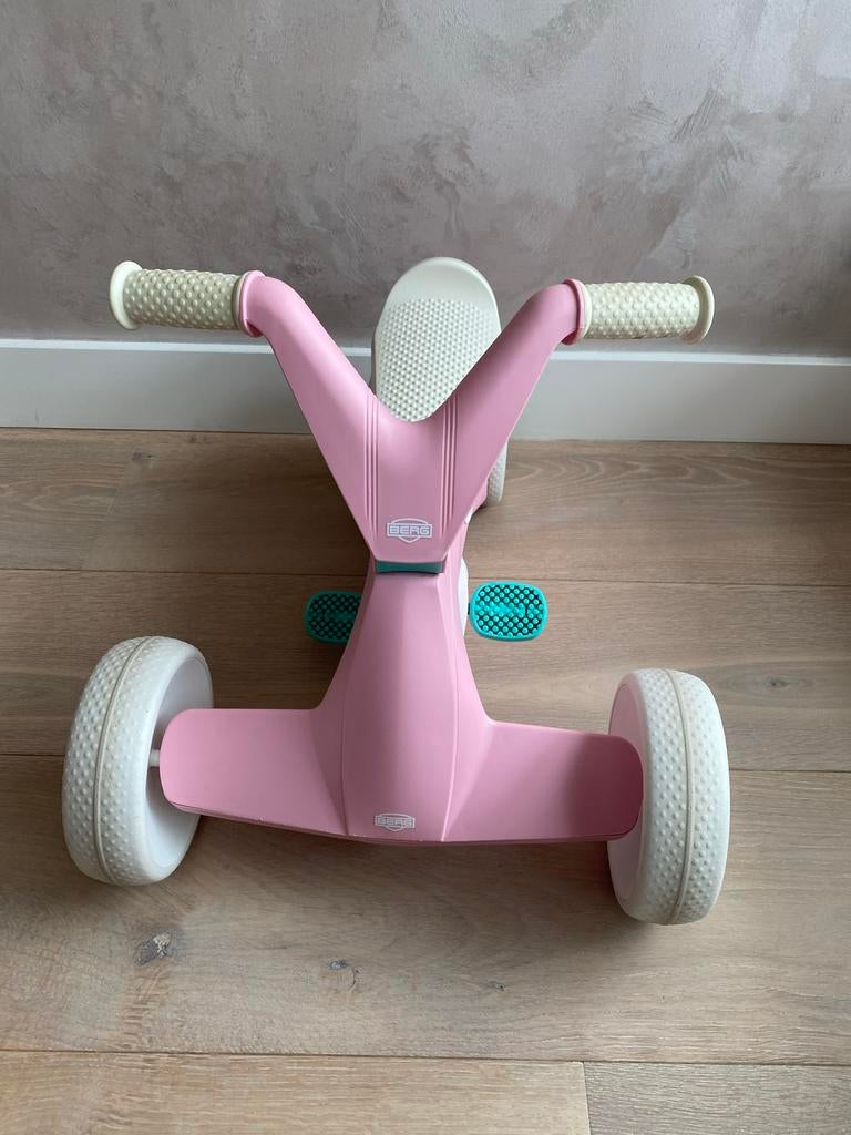 Berg2Go Loopfiets - Roze, Ophalen of Verzenden, Zo goed als nieuw, Loopfiets