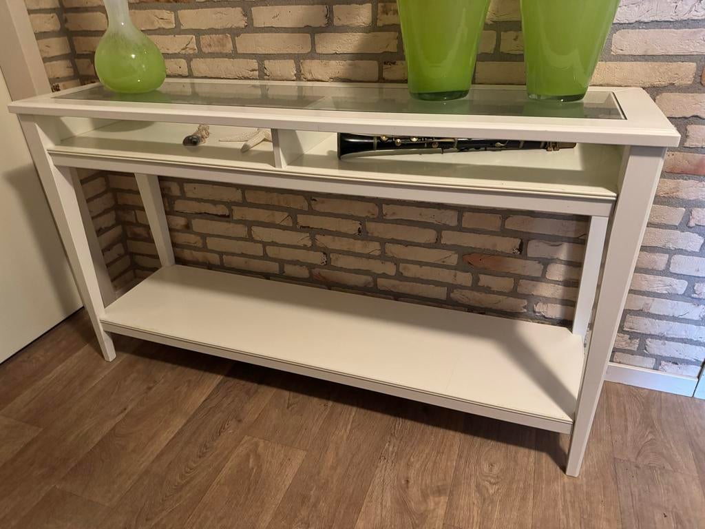 IKEA Liatorp Haltafel / Overloopkastje met glazen blad, Ophalen, Kunststof, Gebruikt, 50 tot 100 cm