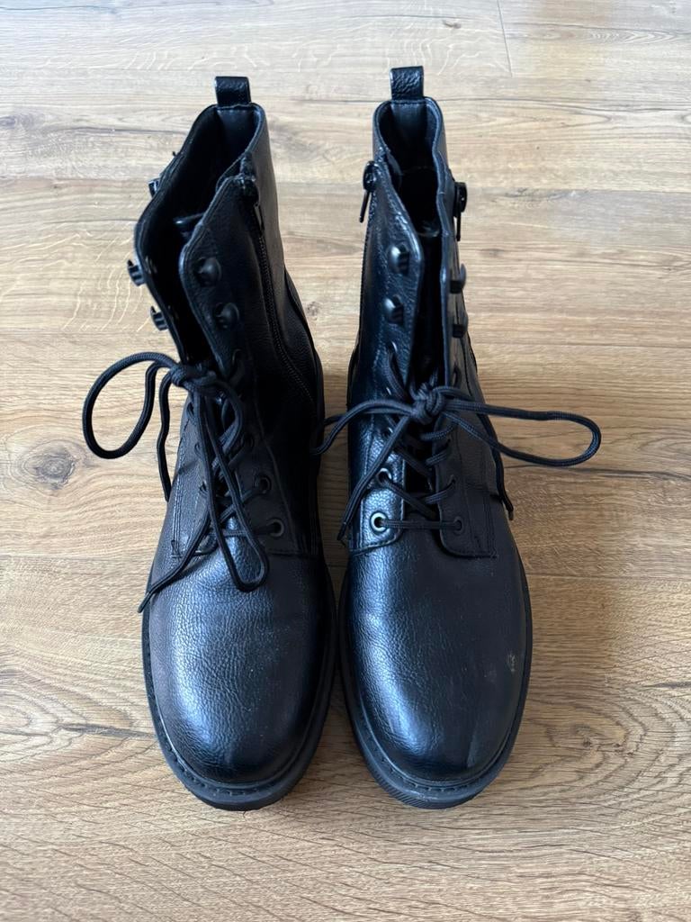 Zwarte laarsjes met veters, Kleding | Dames, Hoge laarzen, Zwart, Ophalen of Verzenden, Zo goed als nieuw