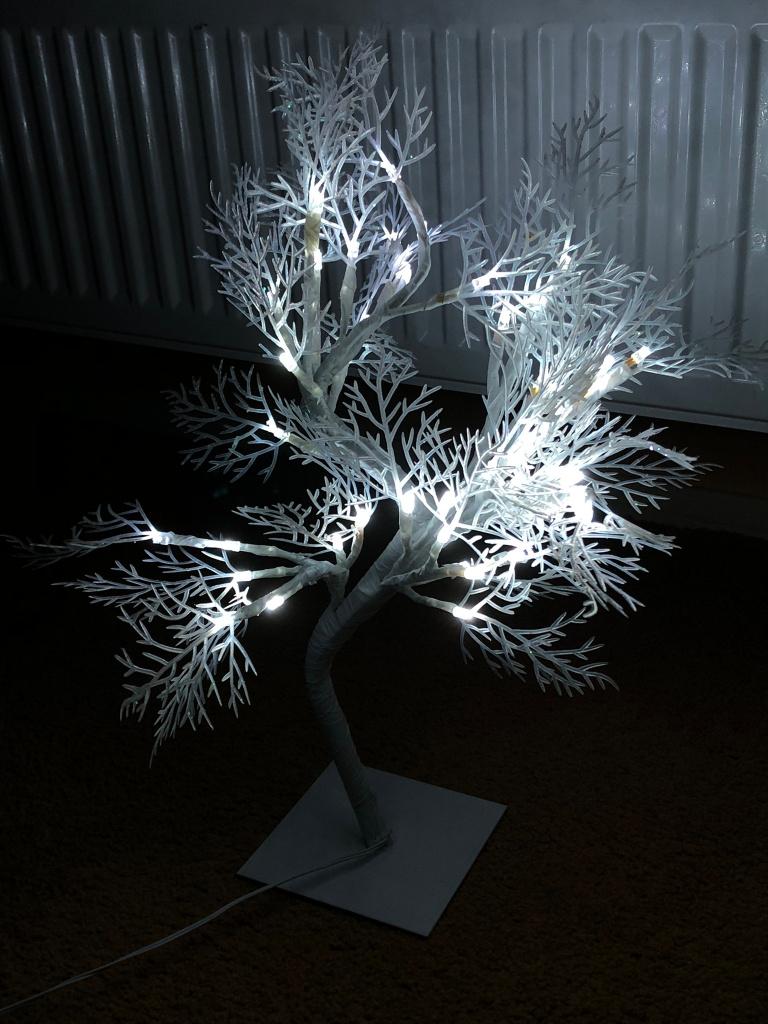 Uniek lichtgevend boompje decoratie led verlichting, Ophalen of Verzenden, Gebruikt, Decoratief