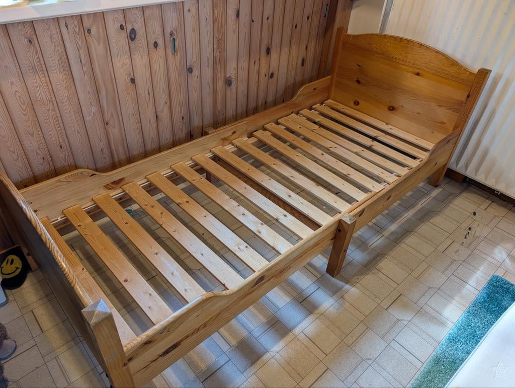 Houten kinderbed (meegroeibed incl matras), Gebruikt, 70 tot 85 cm, 180 cm of meer, Ophalen