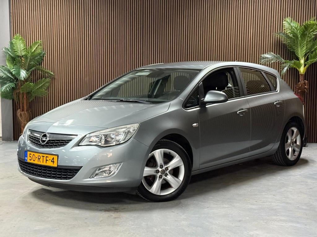 Opel Astra 1.4 Edition (bj 2011), Auto's, Euro 5, 101 pk, Gebruikt, 4 cilinders