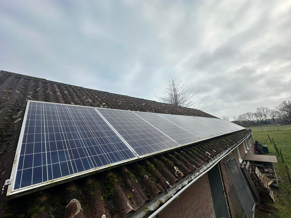 12 stuks goede zonnepanelen en bijhorend omvormer!, Ophalen, Zo goed als nieuw, Compleet systeem, 200 wattpiek of meer