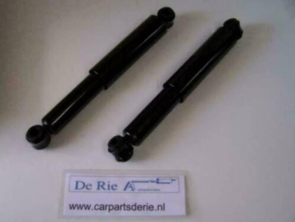 Schokdempers Benzinpomp Filter Suzuki SJ410  SJ413 Samurai, Auto diversen, Ophalen of Verzenden, De Rie Automaterialen, Info@derieautomaterialen.nl