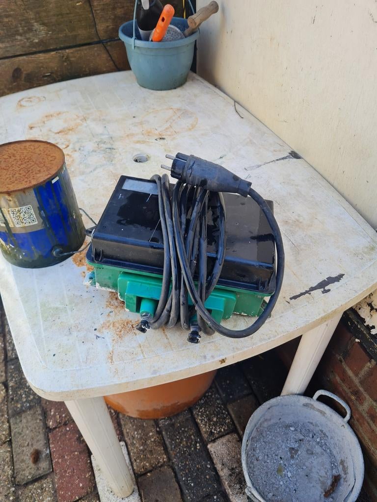 Schrikdraadapparaat, Ophalen, Gebruikt