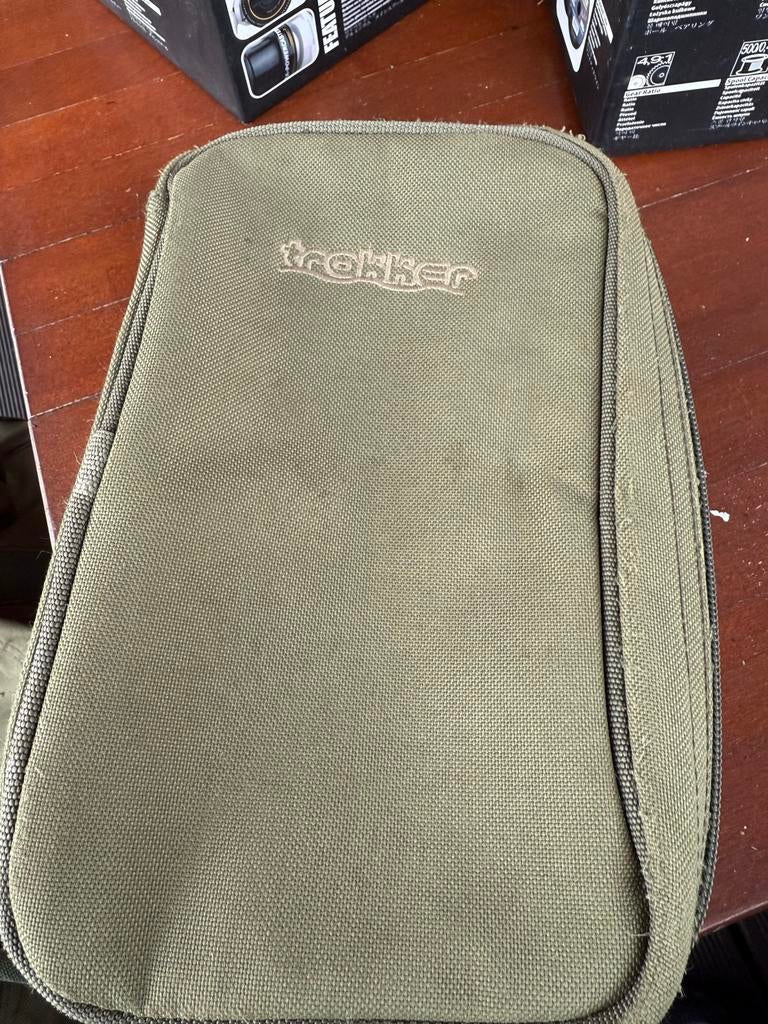 Trakker en Nash End Tackle/Rig Tas, Watersport en Boten, Hengelsport | Karpervissen, Ophalen of Verzenden, Gebruikt, Overige typen
