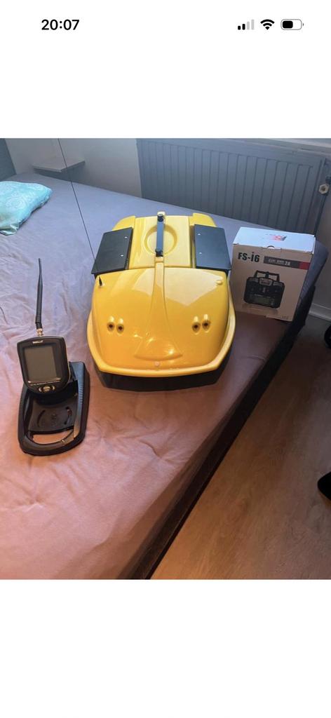 Scan voerboot met fish feinder en Gps, Watersport en Boten, Ophalen of Verzenden, Zo goed als nieuw, Overige typen