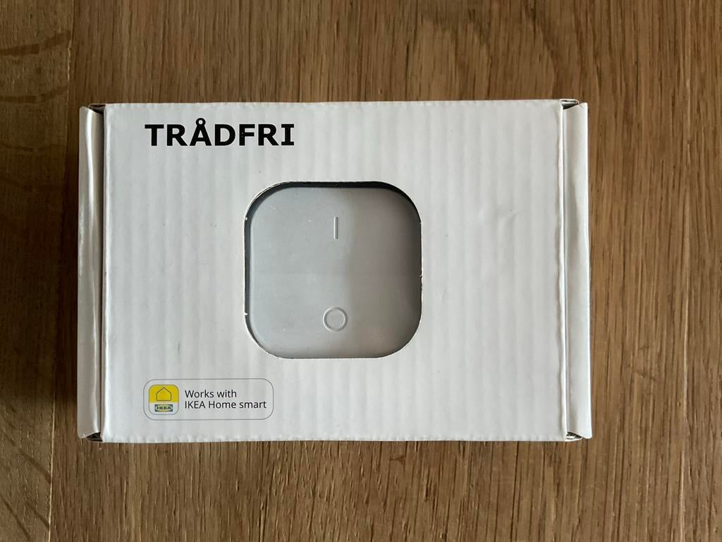 IKEA TRÅDFRI draadloze aan/uit schakelaar, Ophalen, Nieuw