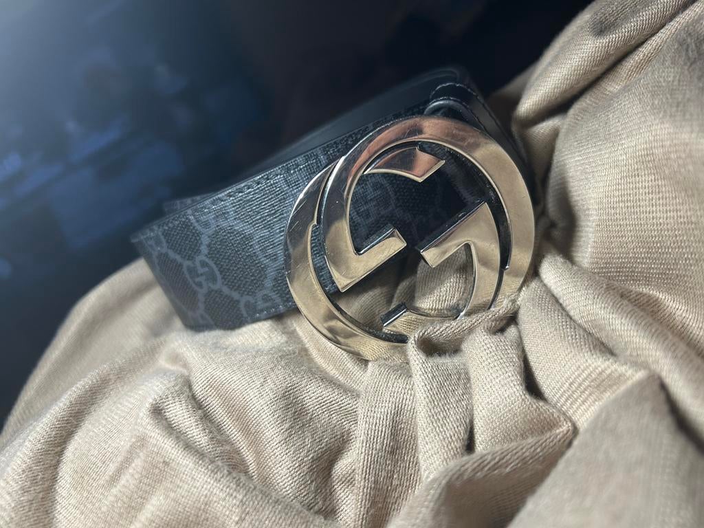 Gucci riem met dustbag en doos., Kleding | Dames, Ophalen of Verzenden, Zo goed als nieuw, Zwart