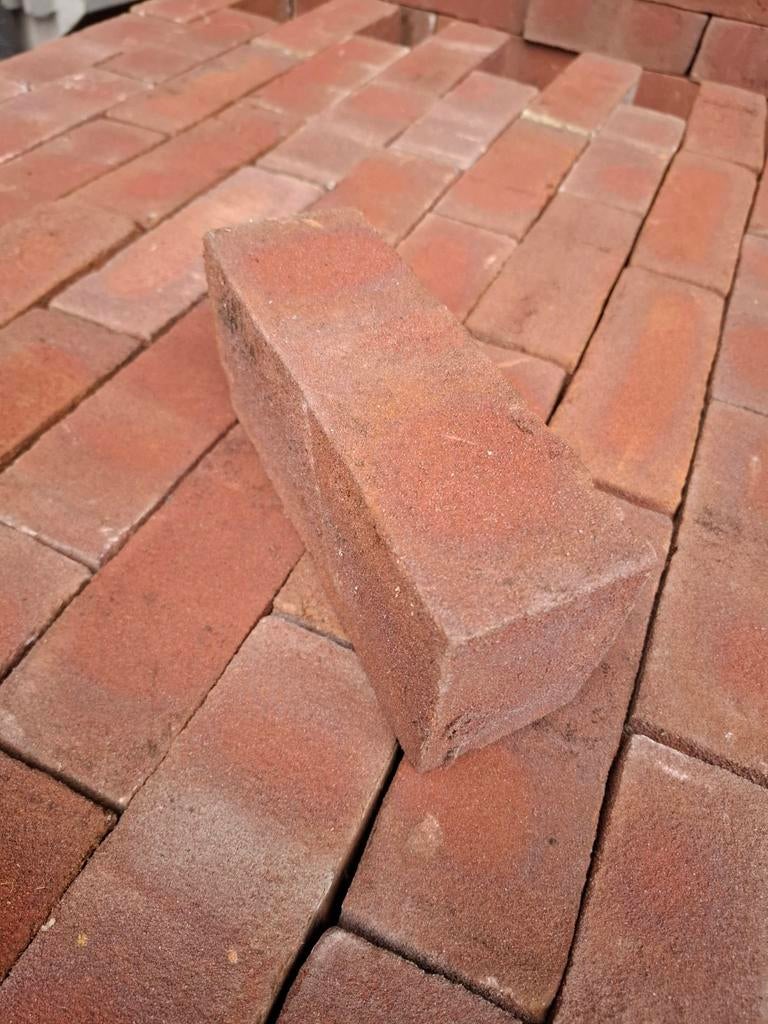 Gebakken dikformaat rood op pallets! 72m2, Tuin en Terras, Tegels en Klinkers, Ophalen, Nieuw, Overige materialen