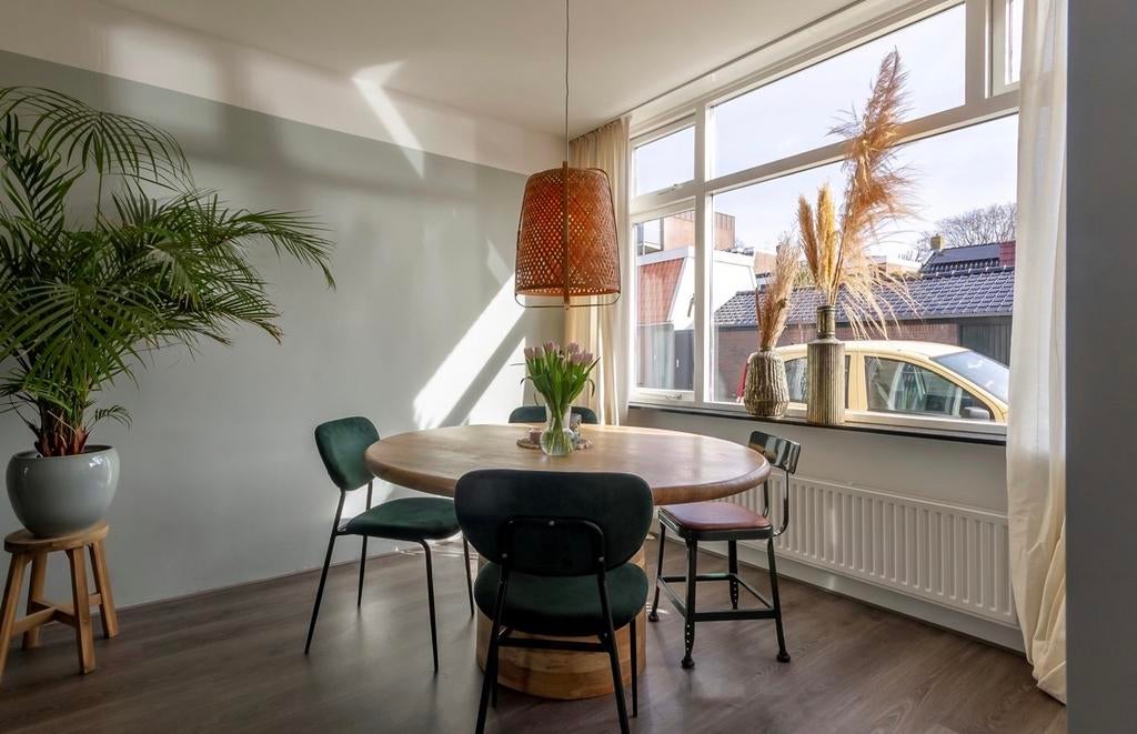 Stijlvolle ronde eettafel - 120 cm diameter, Huis en Inrichting, Ophalen, Gebruikt, 100 tot 150 cm, Rond