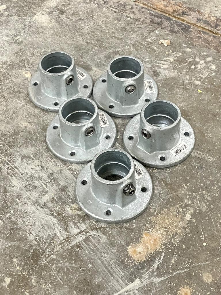 steigerbuis 48 mm voetplaat, Ophalen, Nieuw, Minder dan 50 mm, Bouten of Moeren